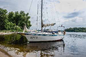 Парусная яхта «Арго»